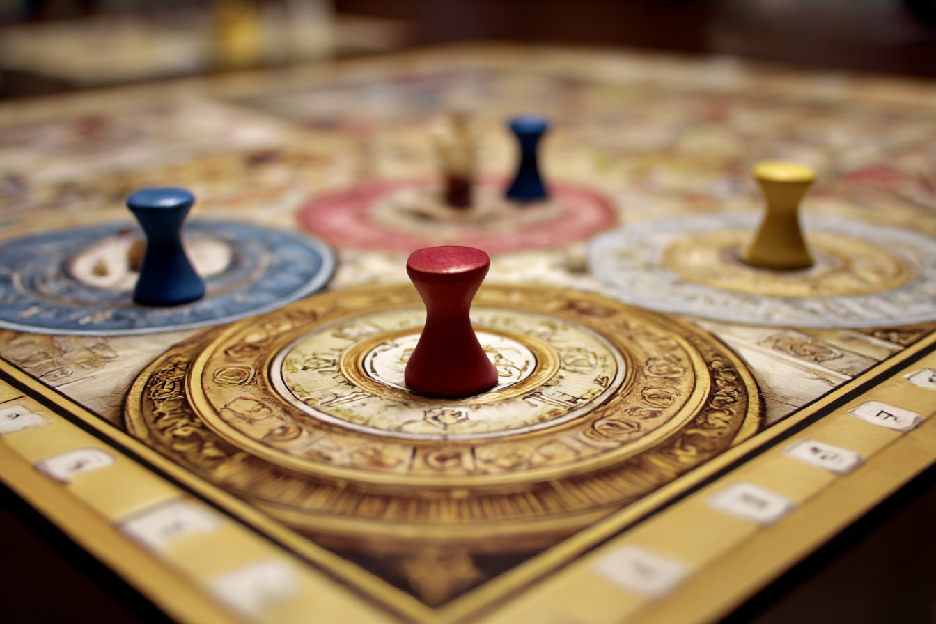 The King’s Dilemma: Voting Strategy Based on Hidden Agendas